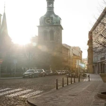 Old Town Daire *